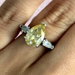avon sterling silver pear-cut yellow cz engagement ring size 6